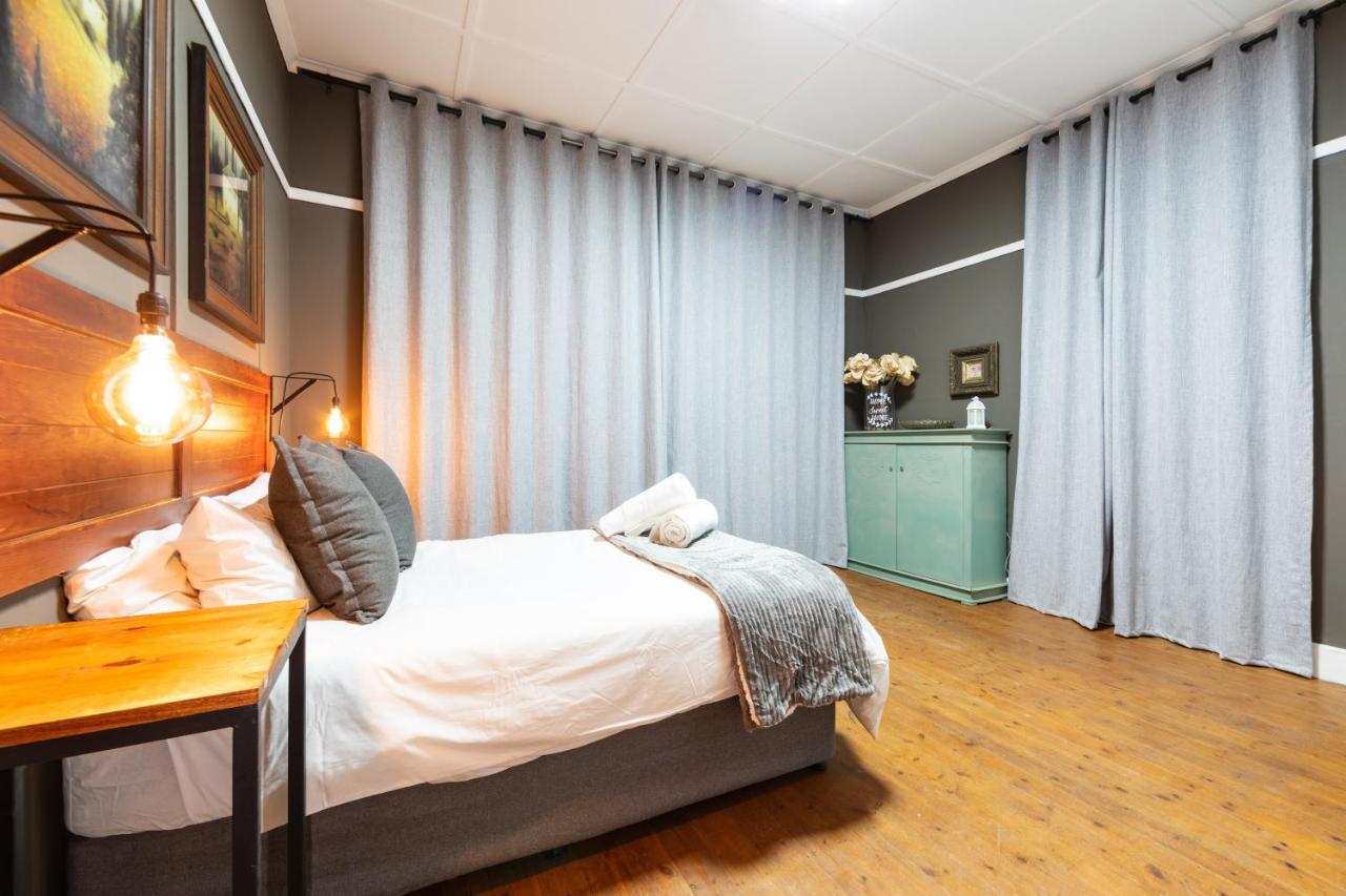 Royal Tree Guest House Potchefstroom Ngoại thất bức ảnh